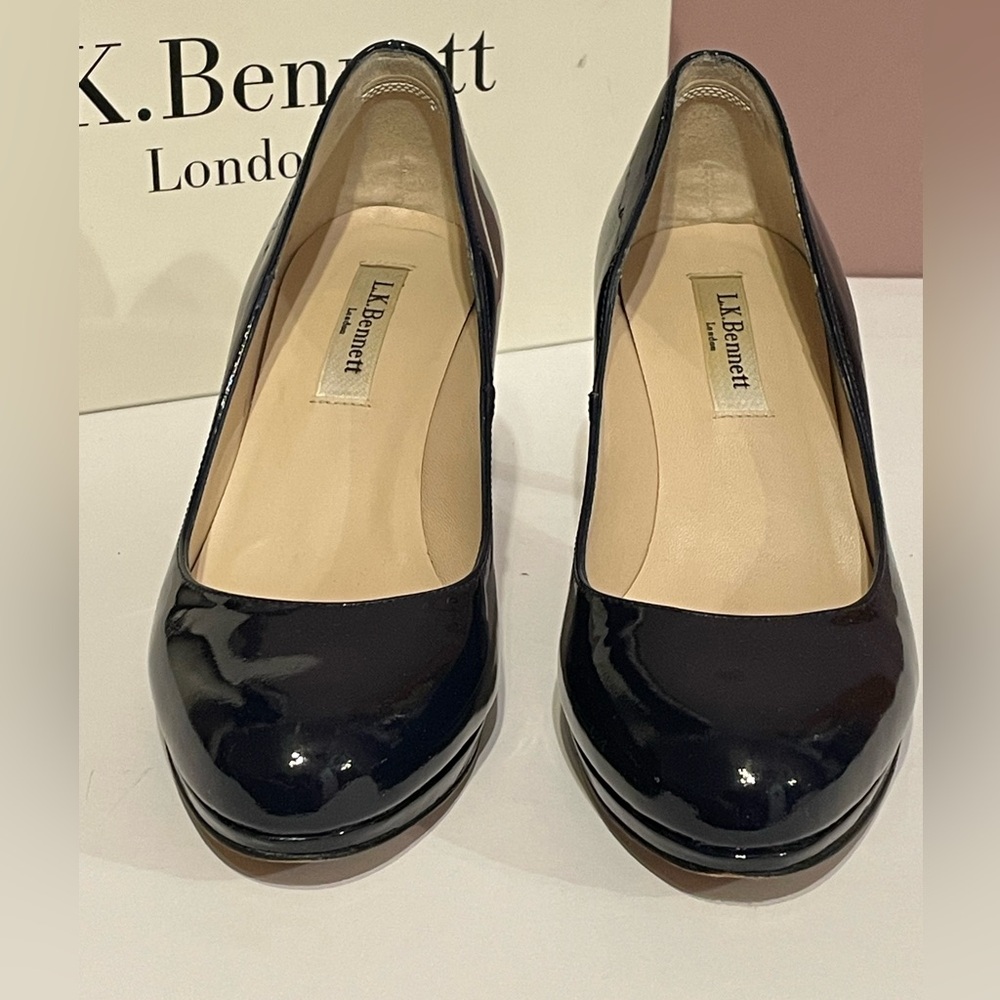 Beautiful LK Bennett navy patent heels